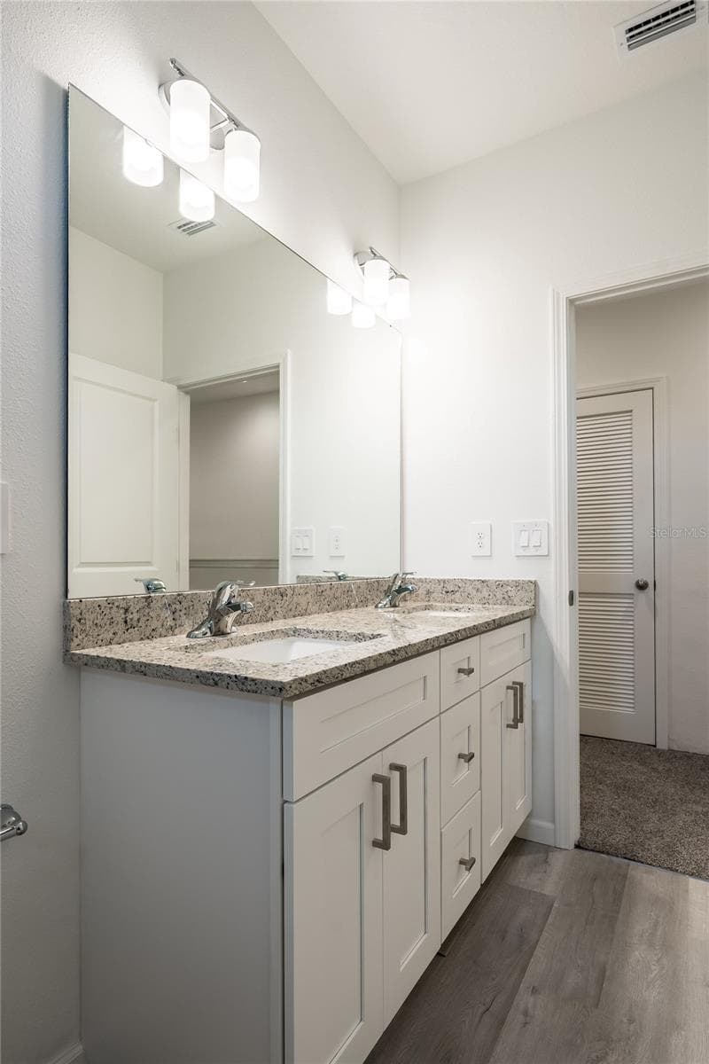 5377 VISTA LAGO DRIVE — photo 30 of 37