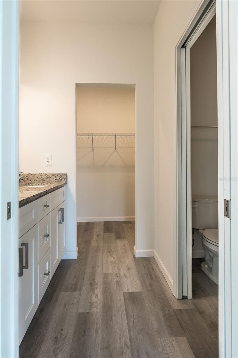 5377 VISTA LAGO DRIVE — photo 22 of 37