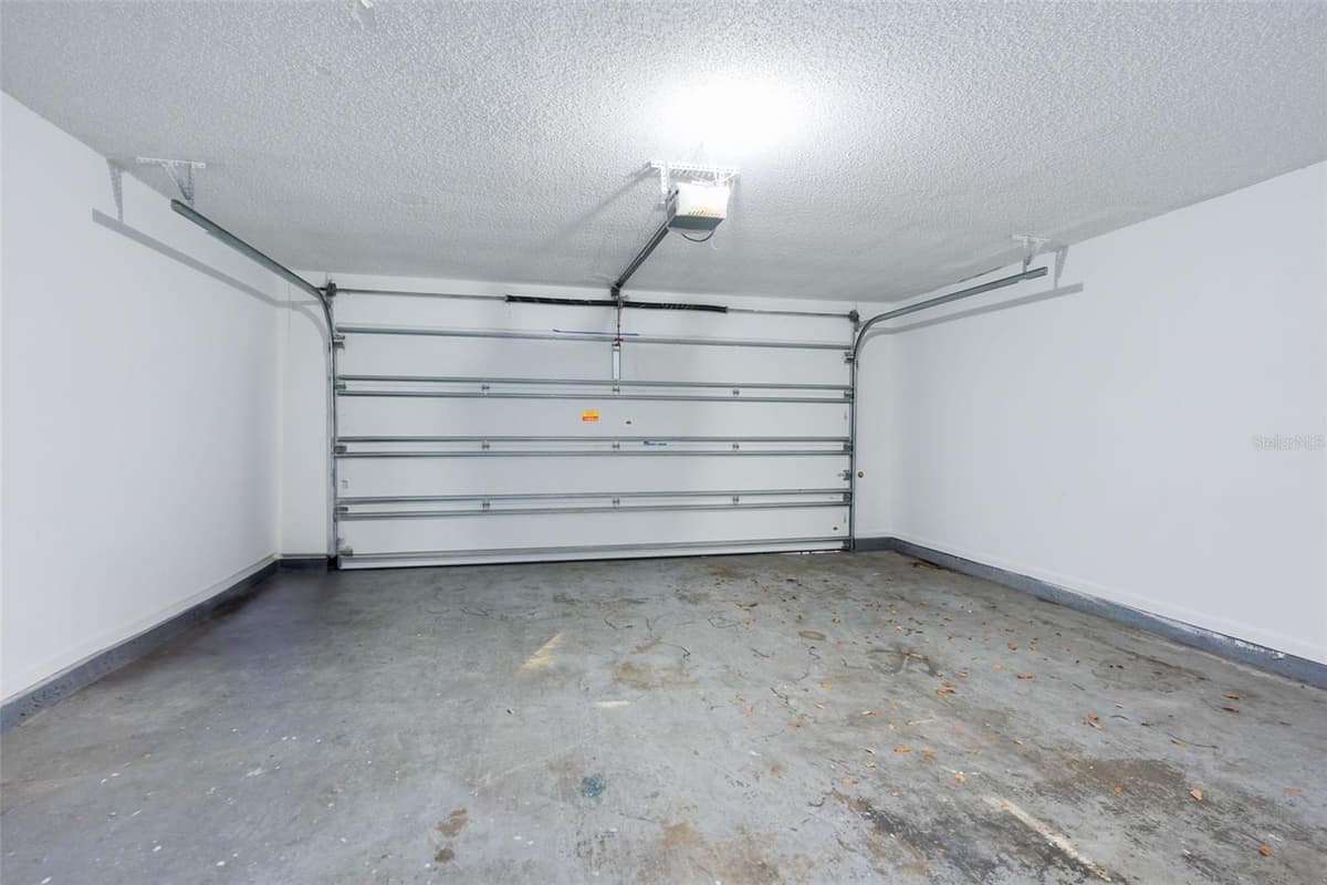 3614 PINE KNOT DRIVE — photo 18 of 32