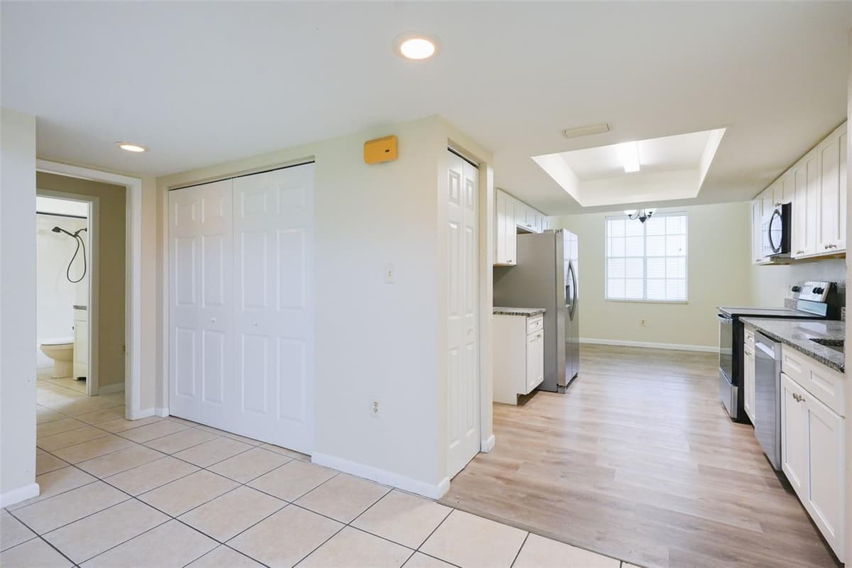 3614 PINE KNOT DRIVE — photo 13 of 32