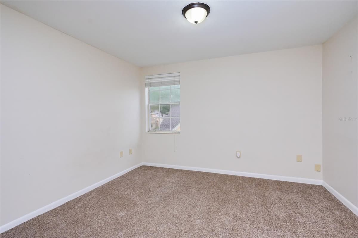 3614 PINE KNOT DRIVE — photo 26 of 32