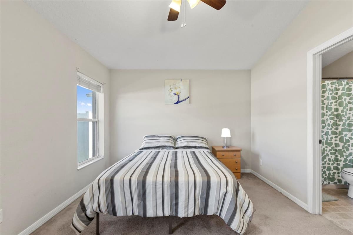 10109 LANDPORT WAY — photo 18 of 45