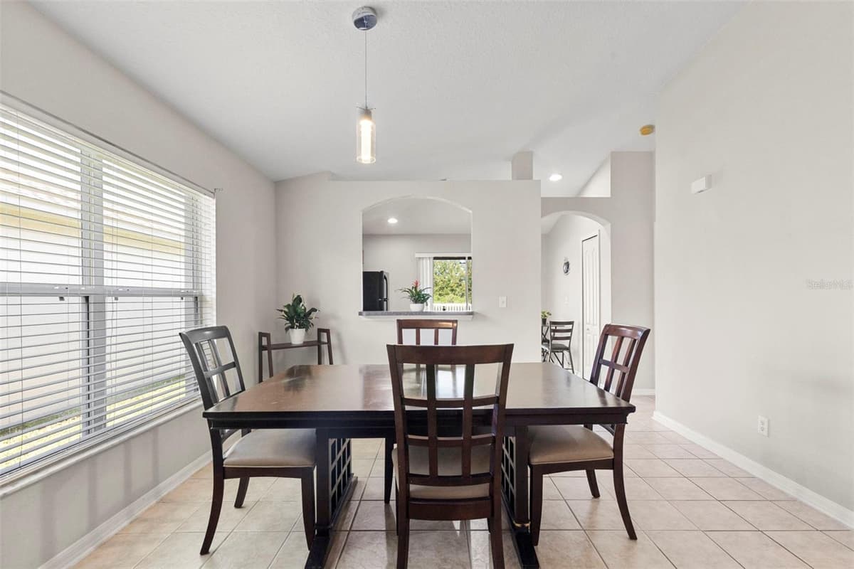 10109 LANDPORT WAY — photo 12 of 45