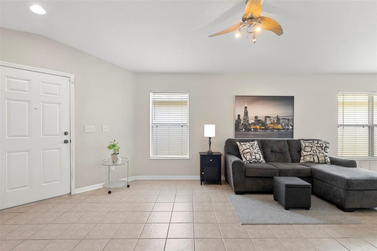 10109 LANDPORT WAY — photo 7 of 45