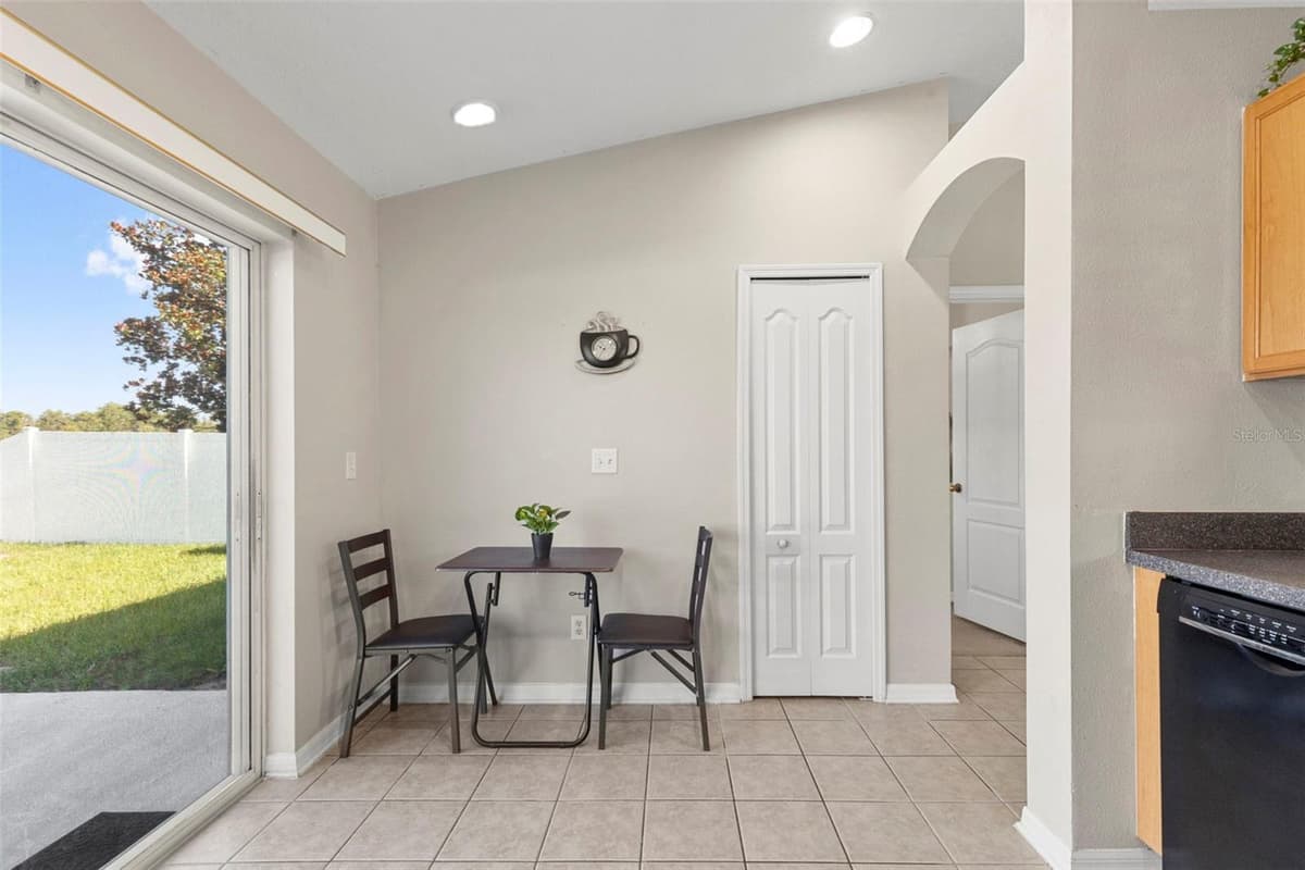 10109 LANDPORT WAY — photo 15 of 45