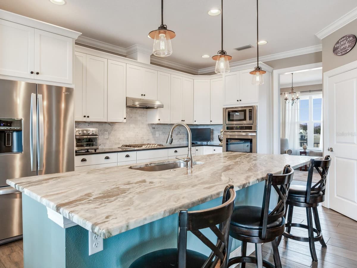 15721 COLDING LOOP — photo 9 of 25