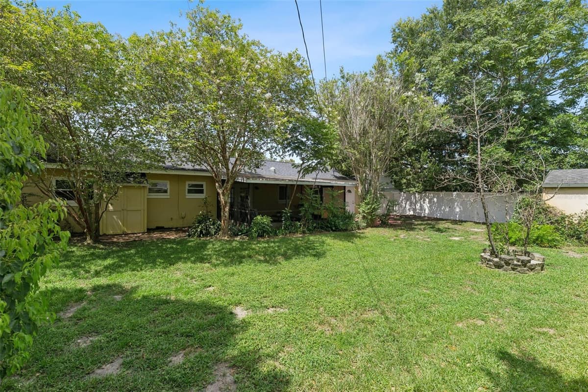 618 BURKE STREET — photo 40 of 53