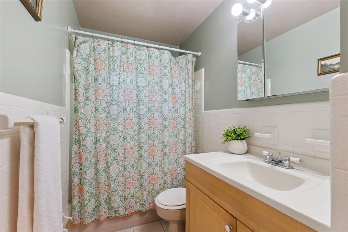 618 BURKE STREET — photo 30 of 53