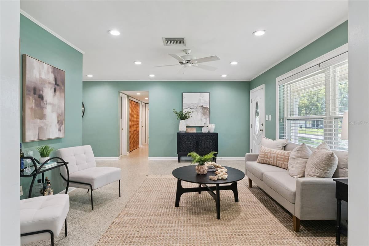 618 BURKE STREET — photo 9 of 53