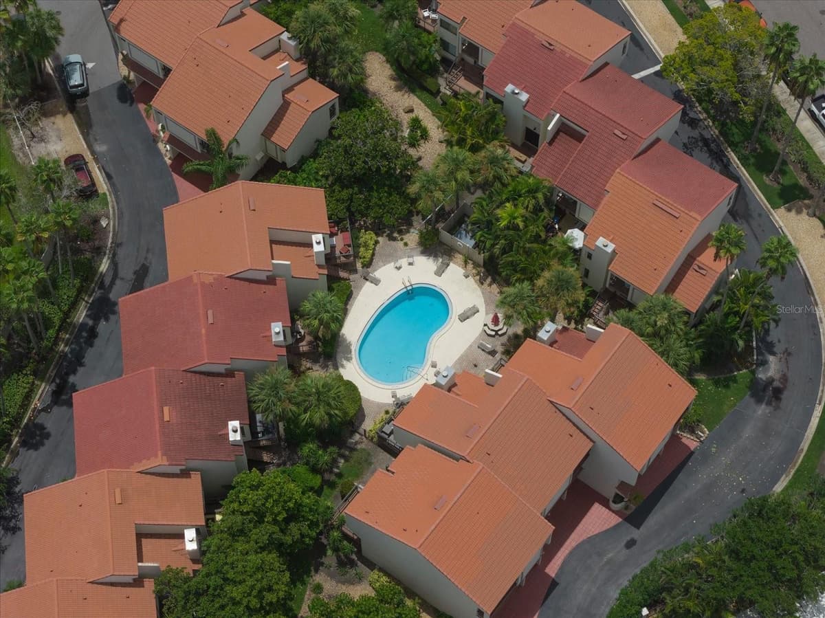 240 WINDWARD PSGE — photo 45 of 46