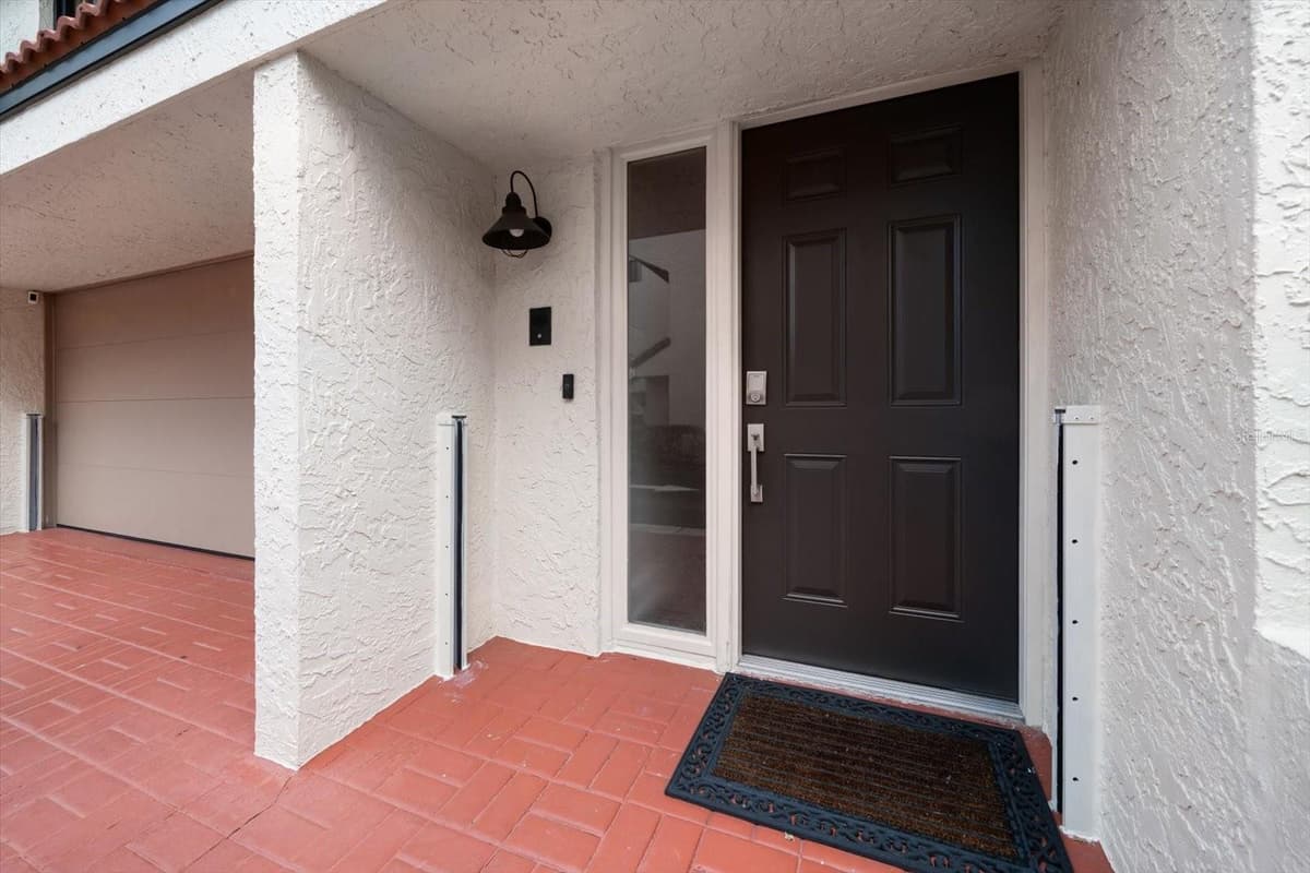 240 WINDWARD PSGE — photo 40 of 46