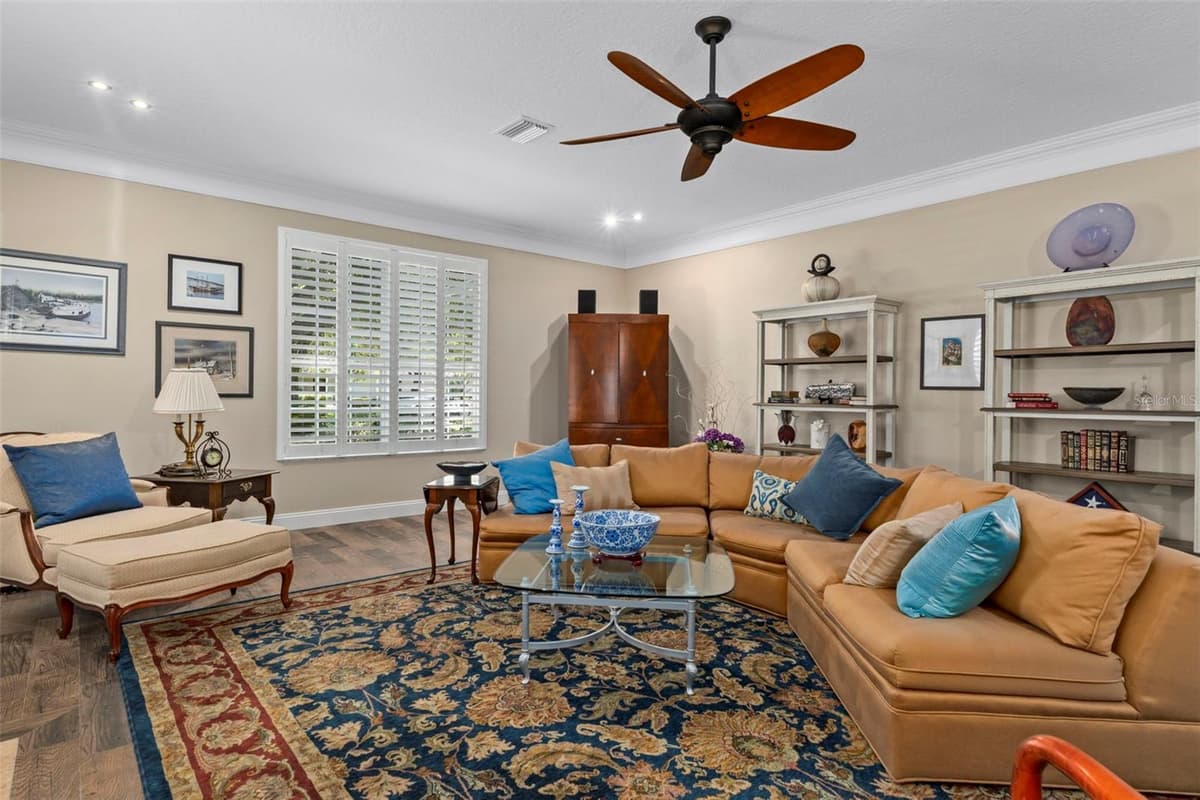 6264 GLYNBORNE LOOP — photo 7 of 48