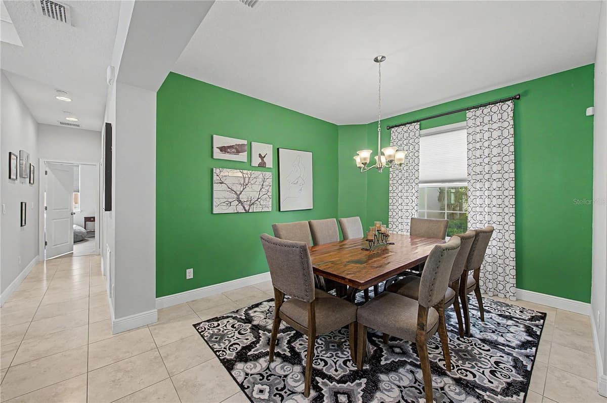 1604 MAIN STREET — photo 10 of 50