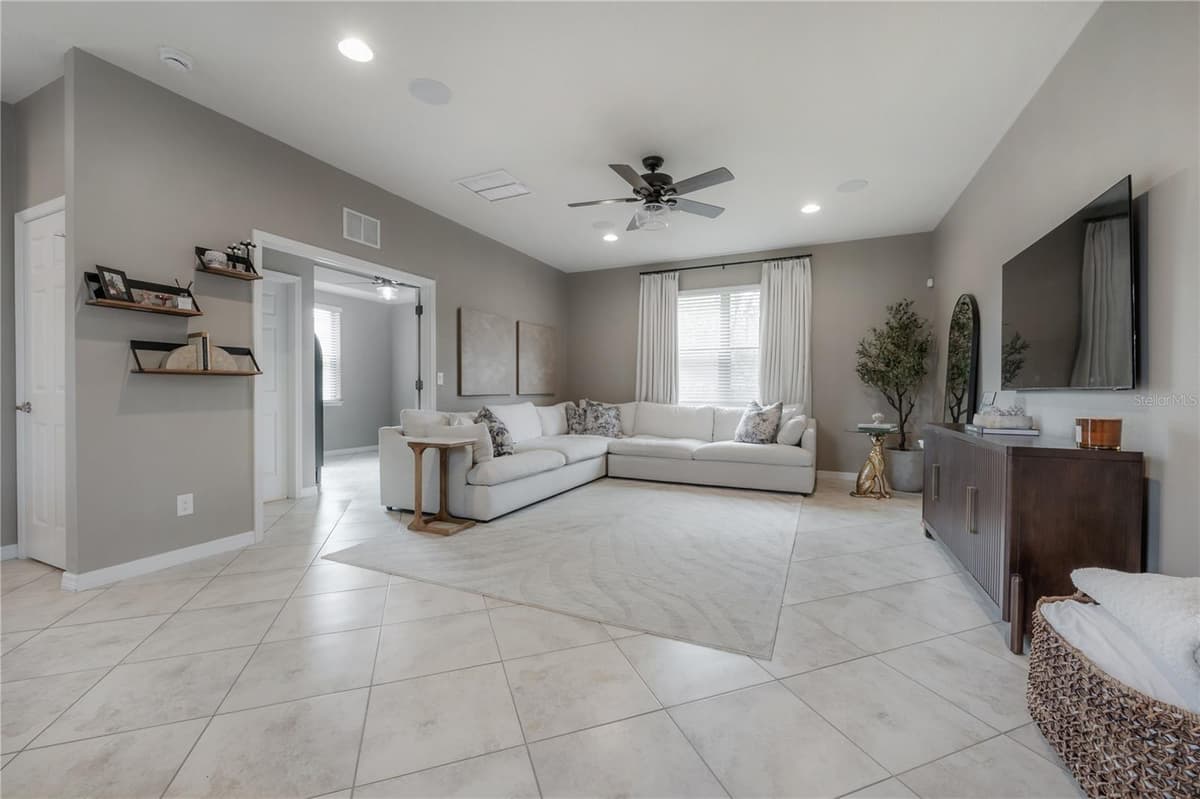 9310 BLUEBERRY ASH CIRCLE — photo 11 of 53
