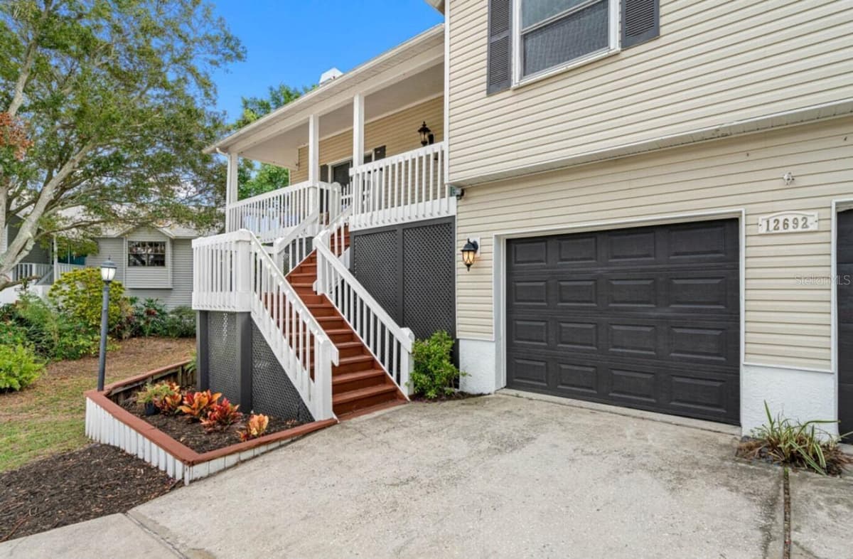 12692 PINEWAY DRIVE — photo 1 of 3