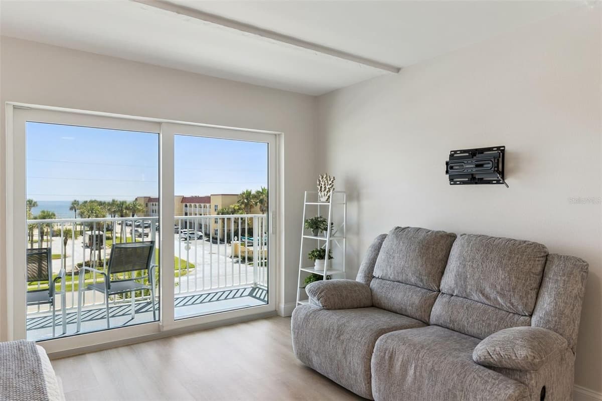 3700 ATLANTIC AVENUE — photo 13 of 42