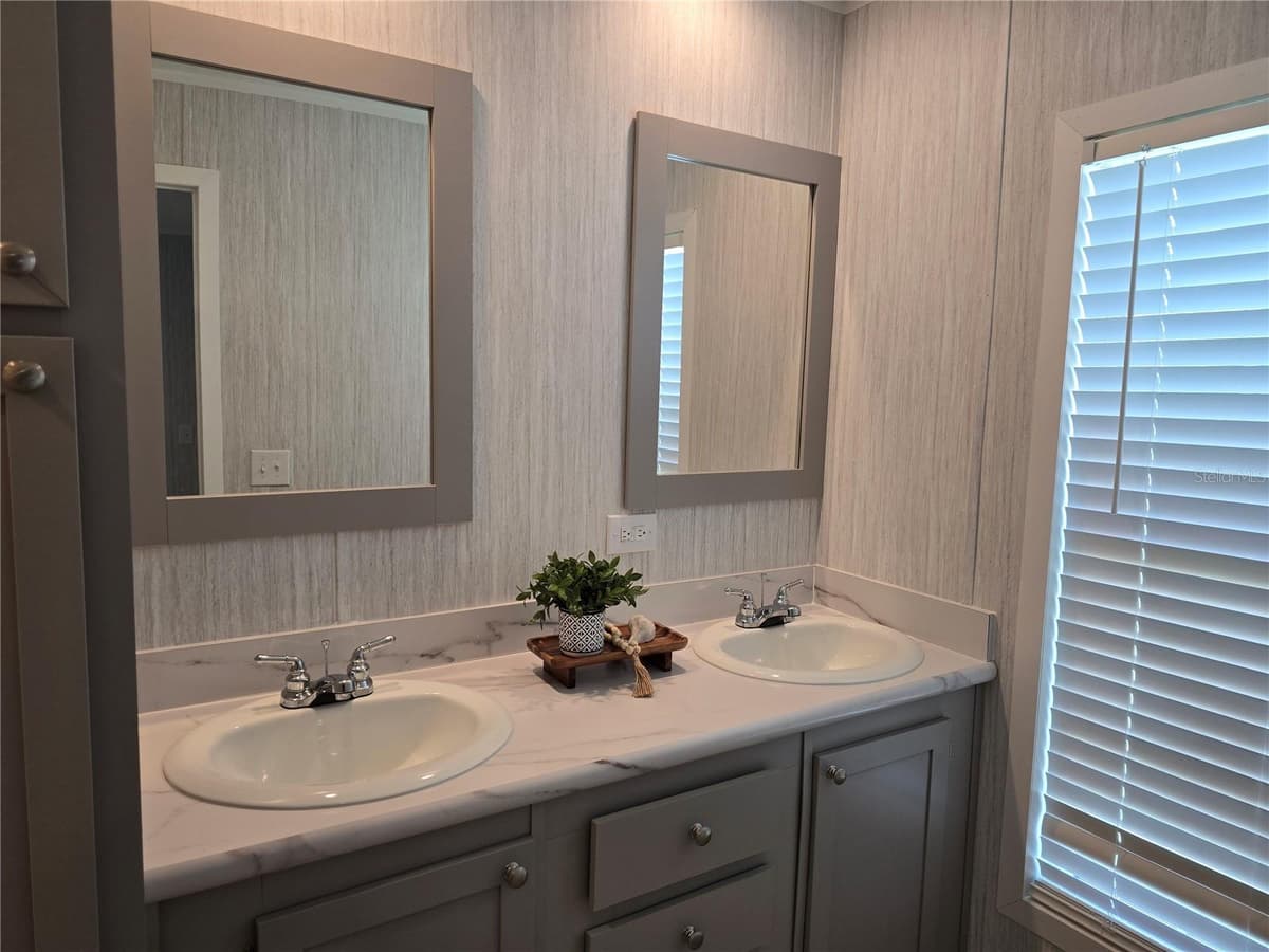 1359 IBIS DRIVE — photo 12 of 27