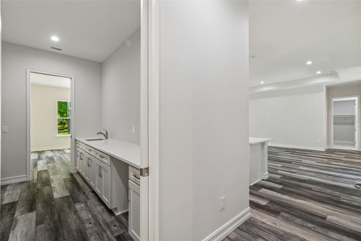 4880 HICKORY OAK DRIVE — photo 14 of 62