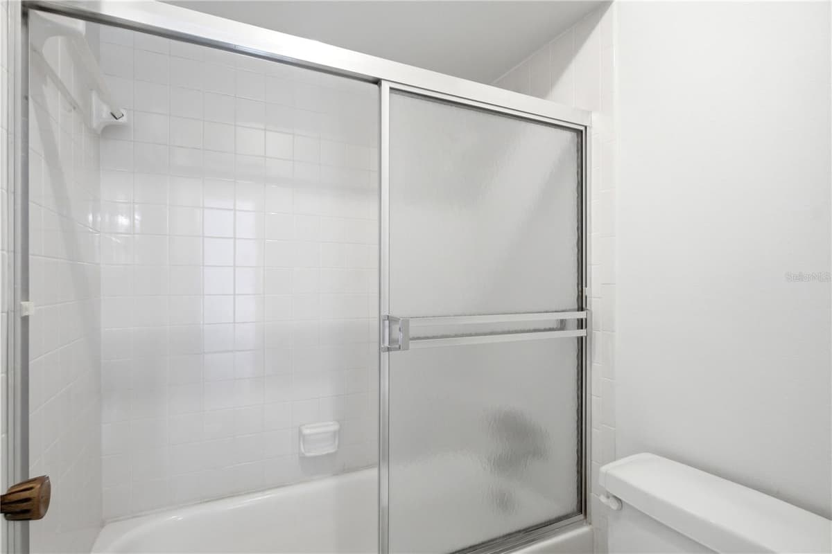 520 WINDMEADOWS STREET — photo 26 of 46
