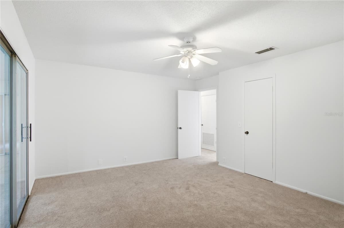 520 WINDMEADOWS STREET — photo 17 of 46