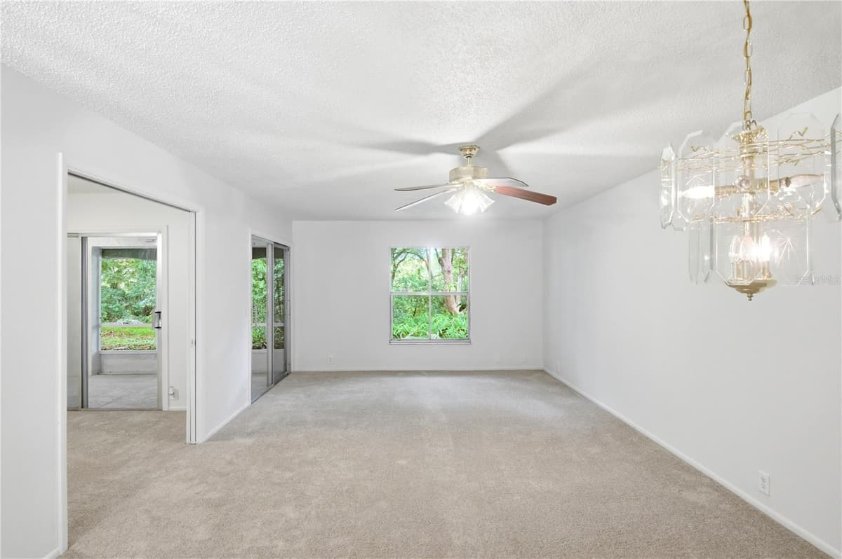 520 WINDMEADOWS STREET — photo 3 of 46