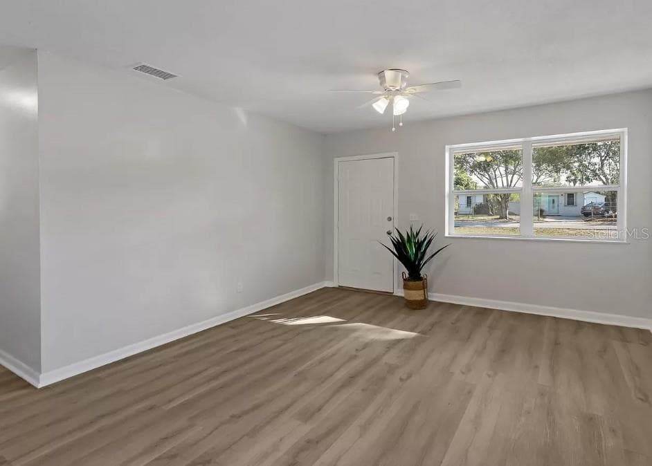 4535 38TH COURT — photo 3 of 18