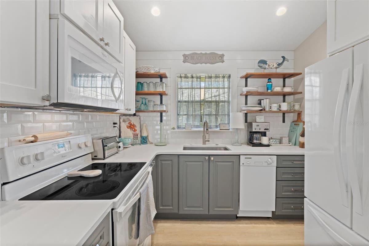 2517 AVENUE C — photo 18 of 65