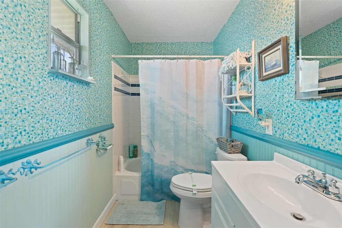 2517 AVENUE C — photo 26 of 65