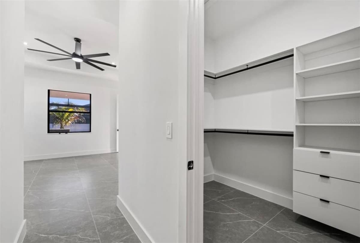 109 37TH PL PLACE — photo 21 of 50