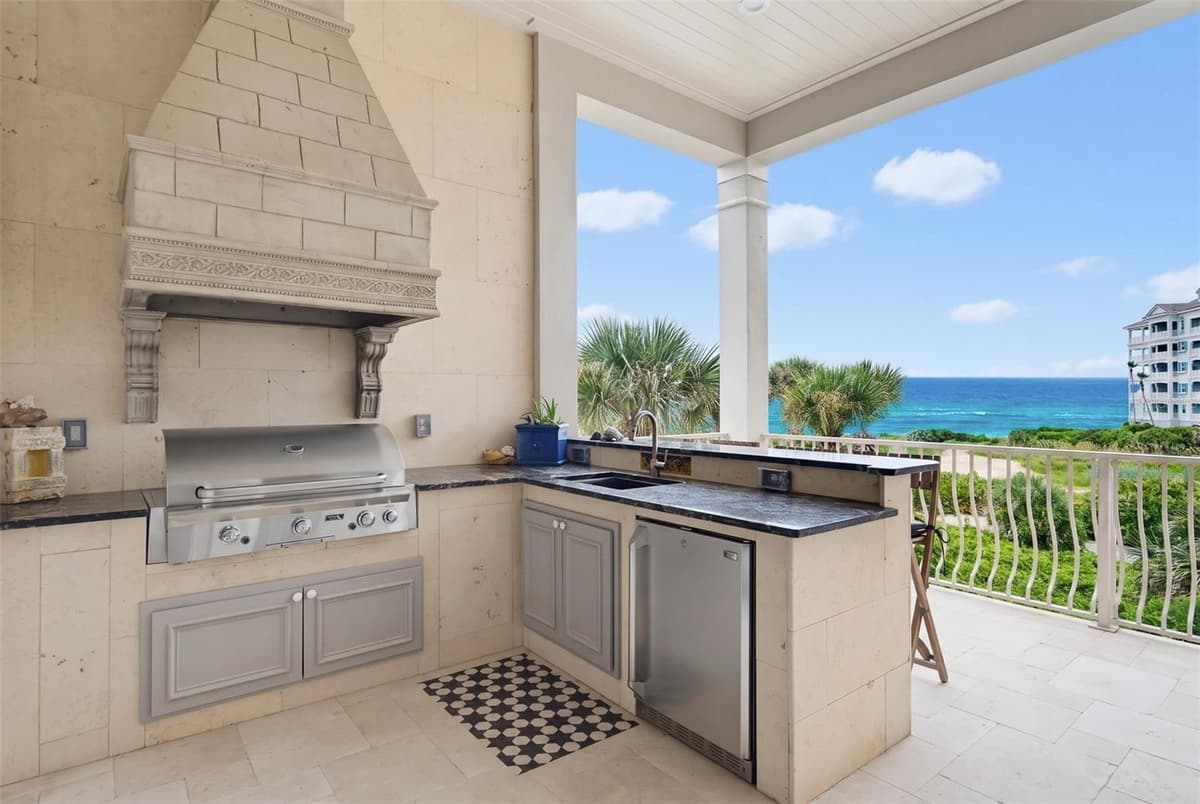 32 HAMMOCK BEACH CIRCLE — photo 17 of 99