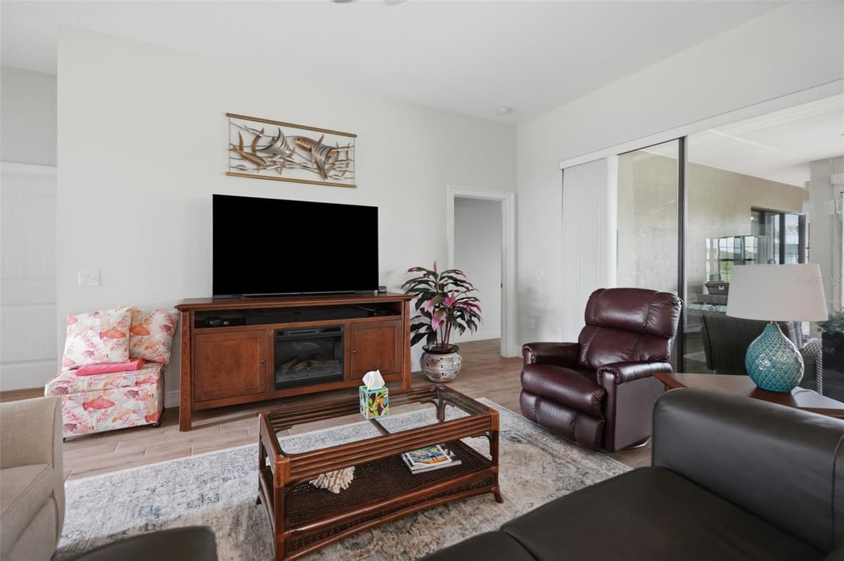 9196 PALM BEACH DRIVE — photo 8 of 49