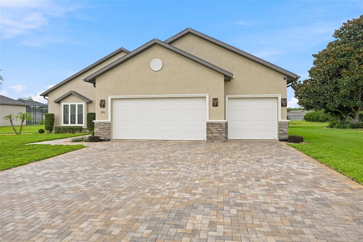 9196 PALM BEACH DRIVE — photo 3 of 49