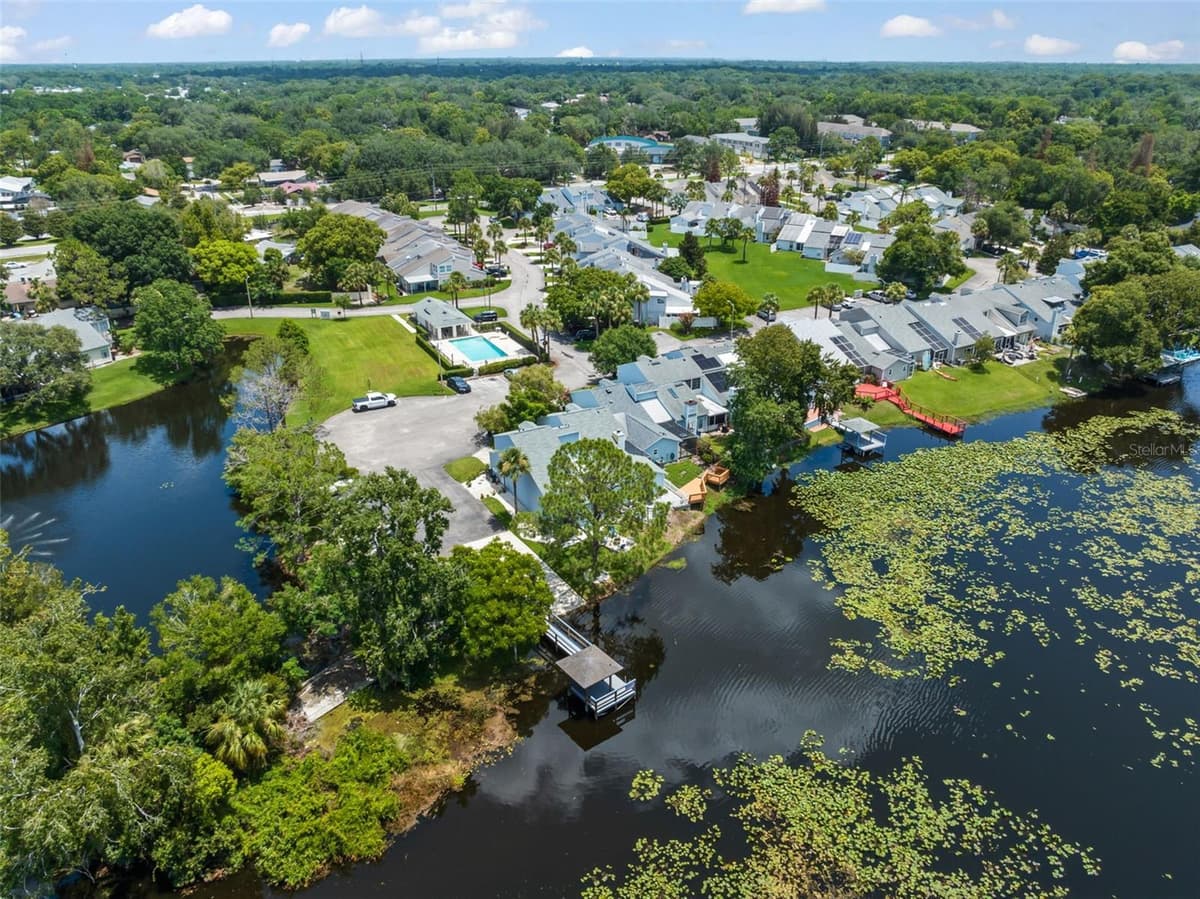 872 BAY LAKE COURT — photo 48 of 58
