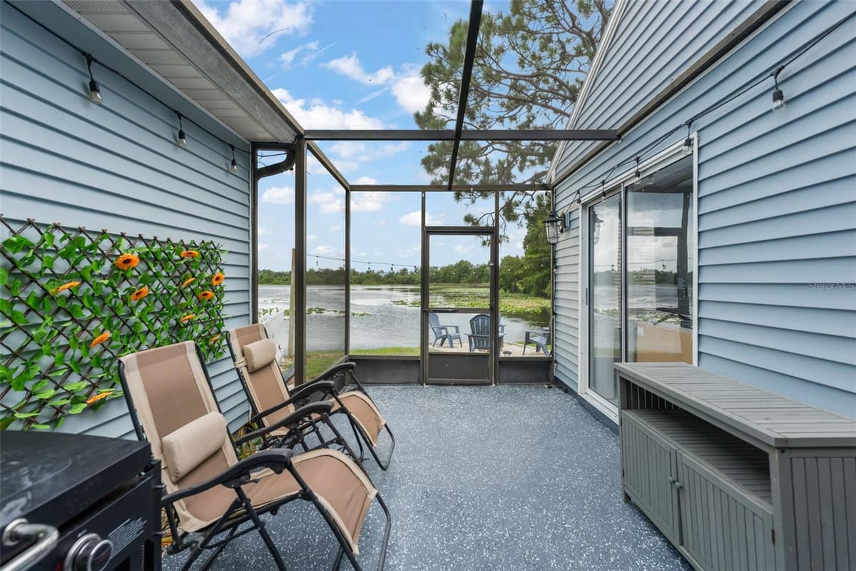872 BAY LAKE COURT — photo 37 of 58