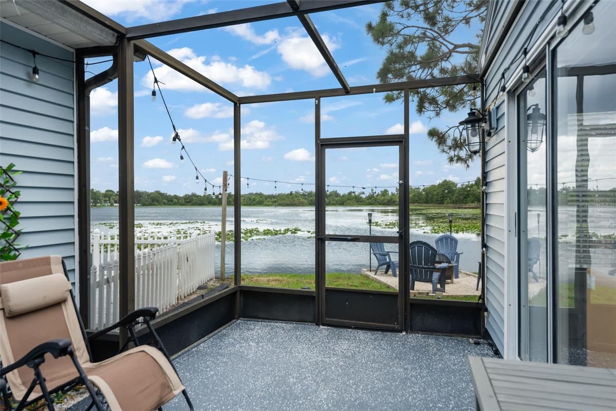 872 BAY LAKE COURT — photo 38 of 58