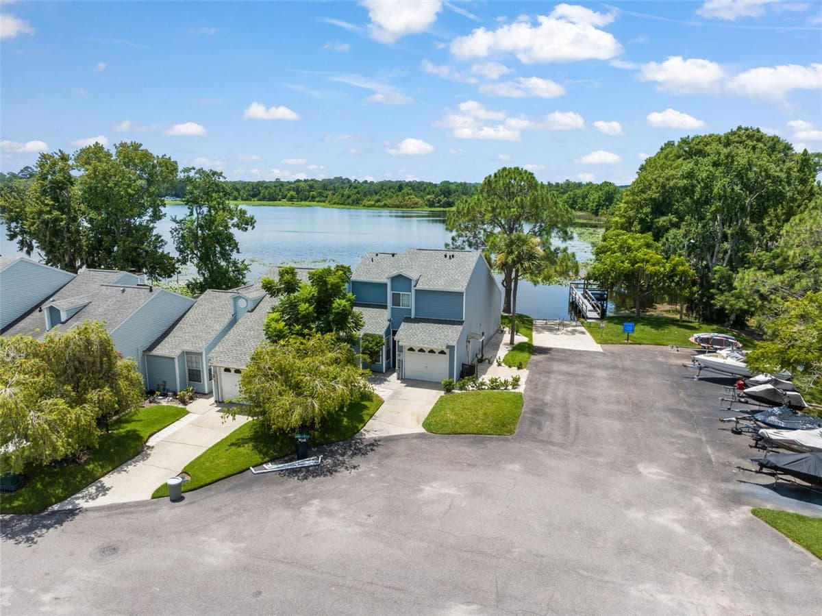 872 BAY LAKE COURT — photo 46 of 58