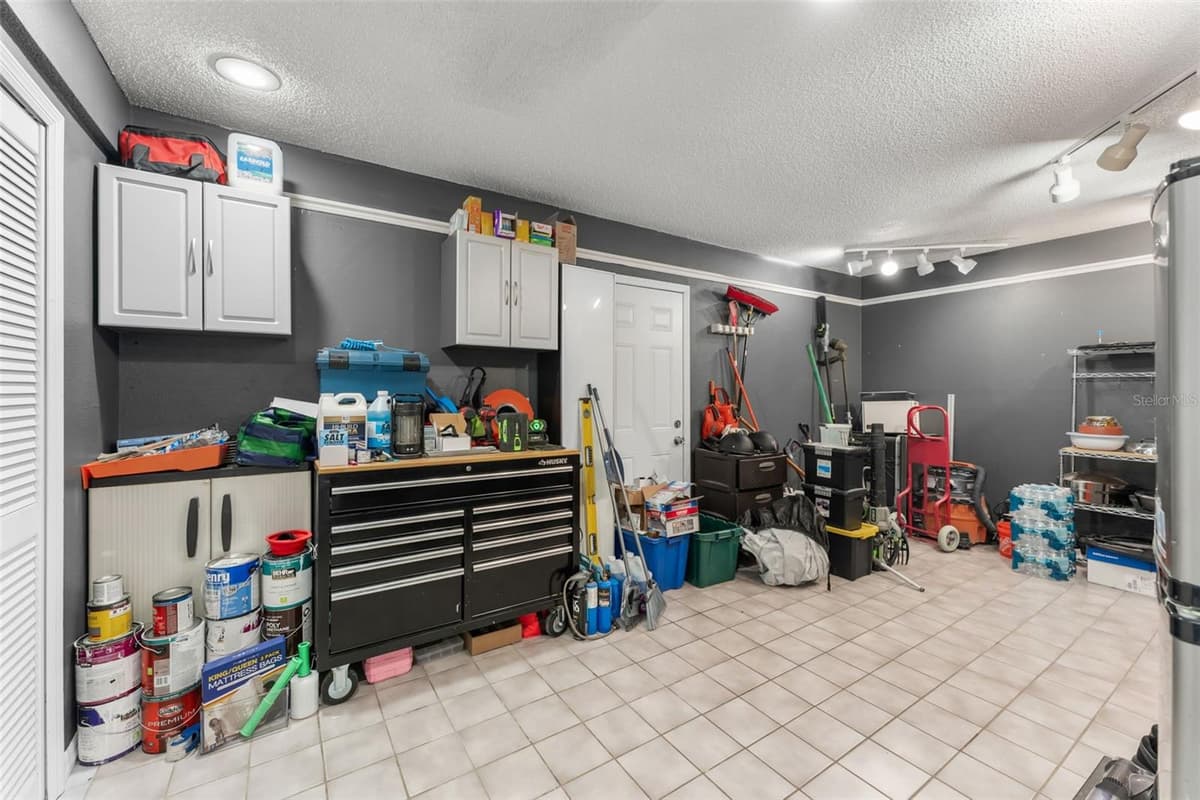 872 BAY LAKE COURT — photo 33 of 58
