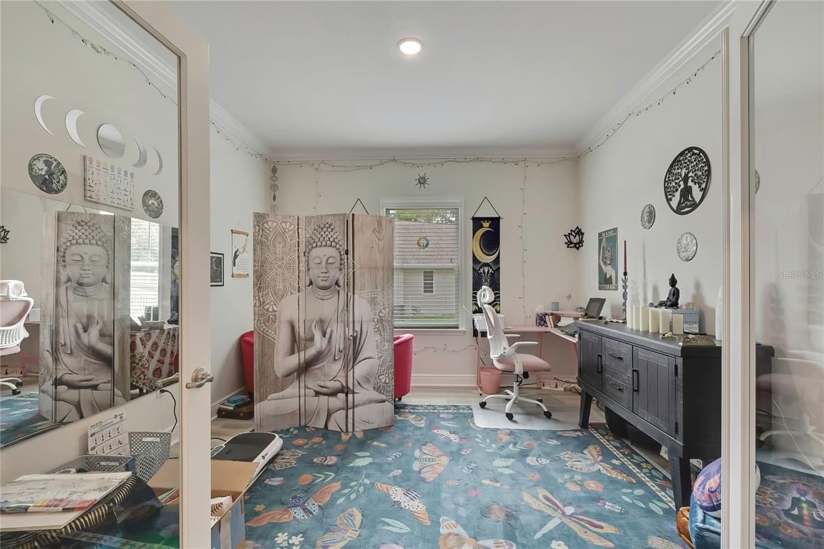 32 CARNATION COURT — photo 16 of 50