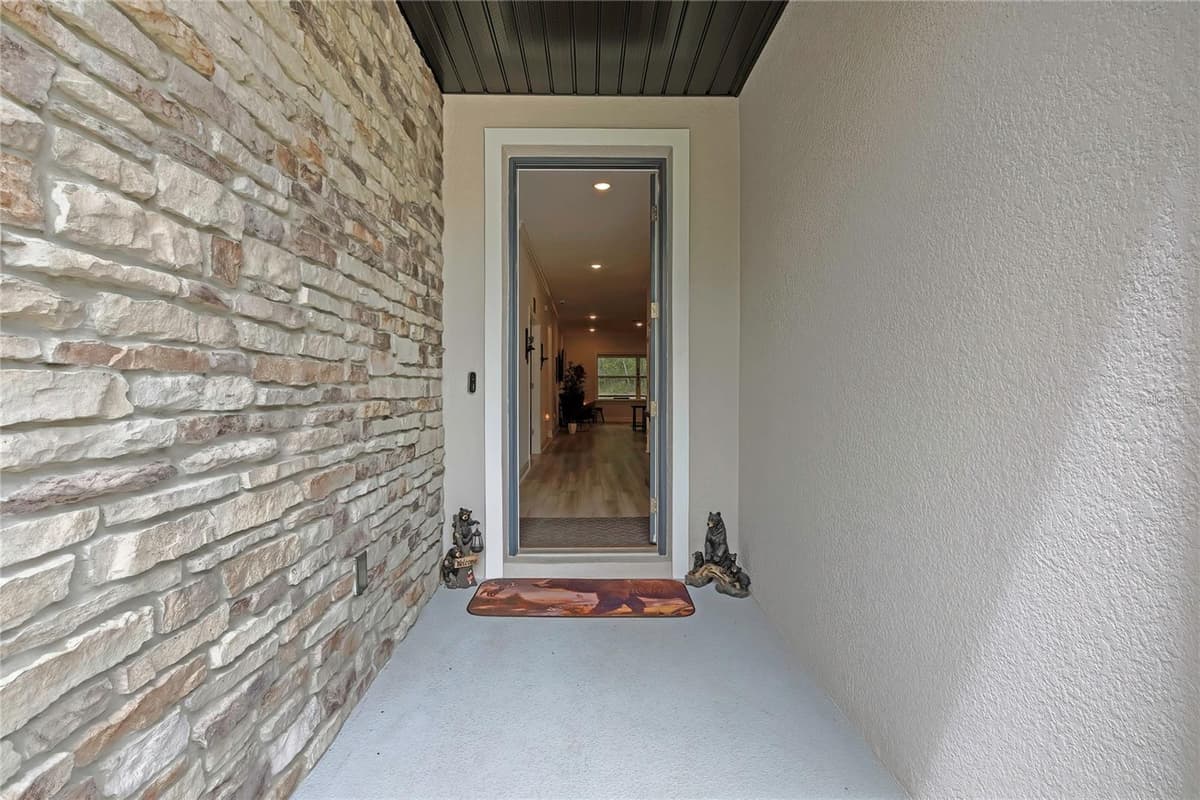 32 CARNATION COURT — photo 2 of 50
