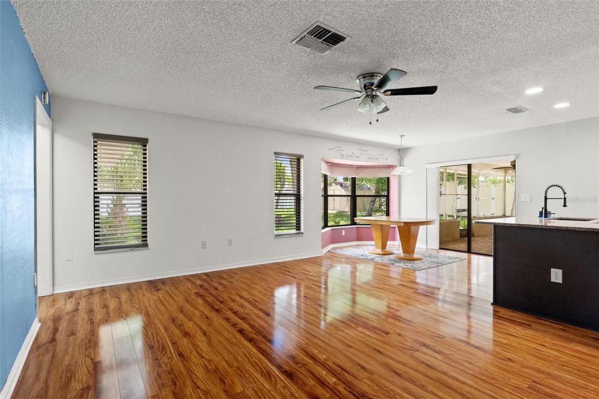 8414 TRANQUIL DRIVE — photo 9 of 34
