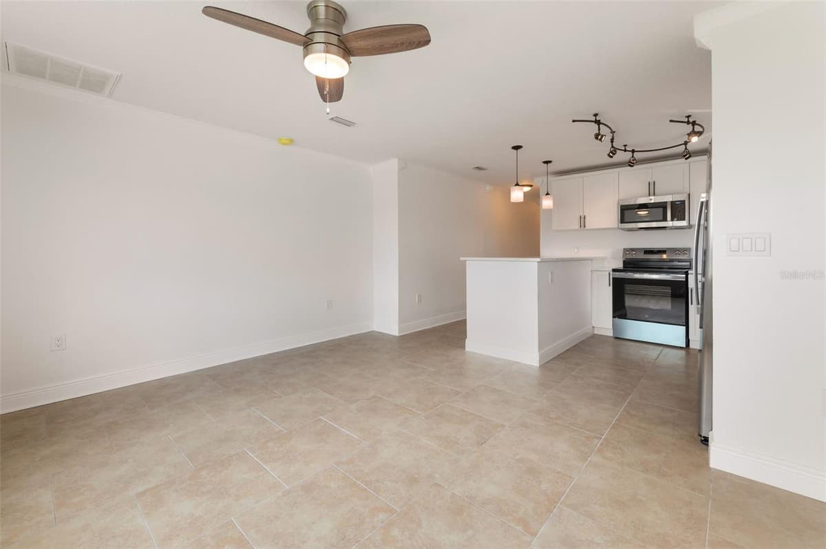 14036 MARGUERITE DRIVE — photo 12 of 36