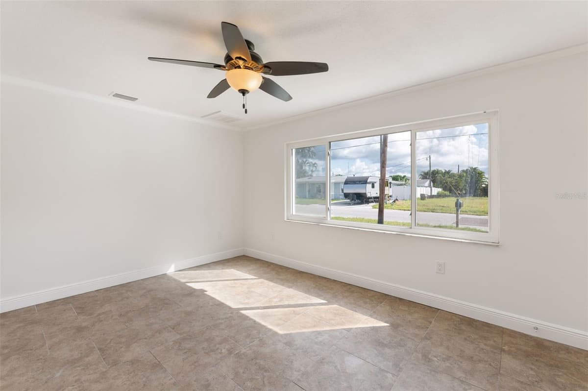 14036 MARGUERITE DRIVE — photo 4 of 36