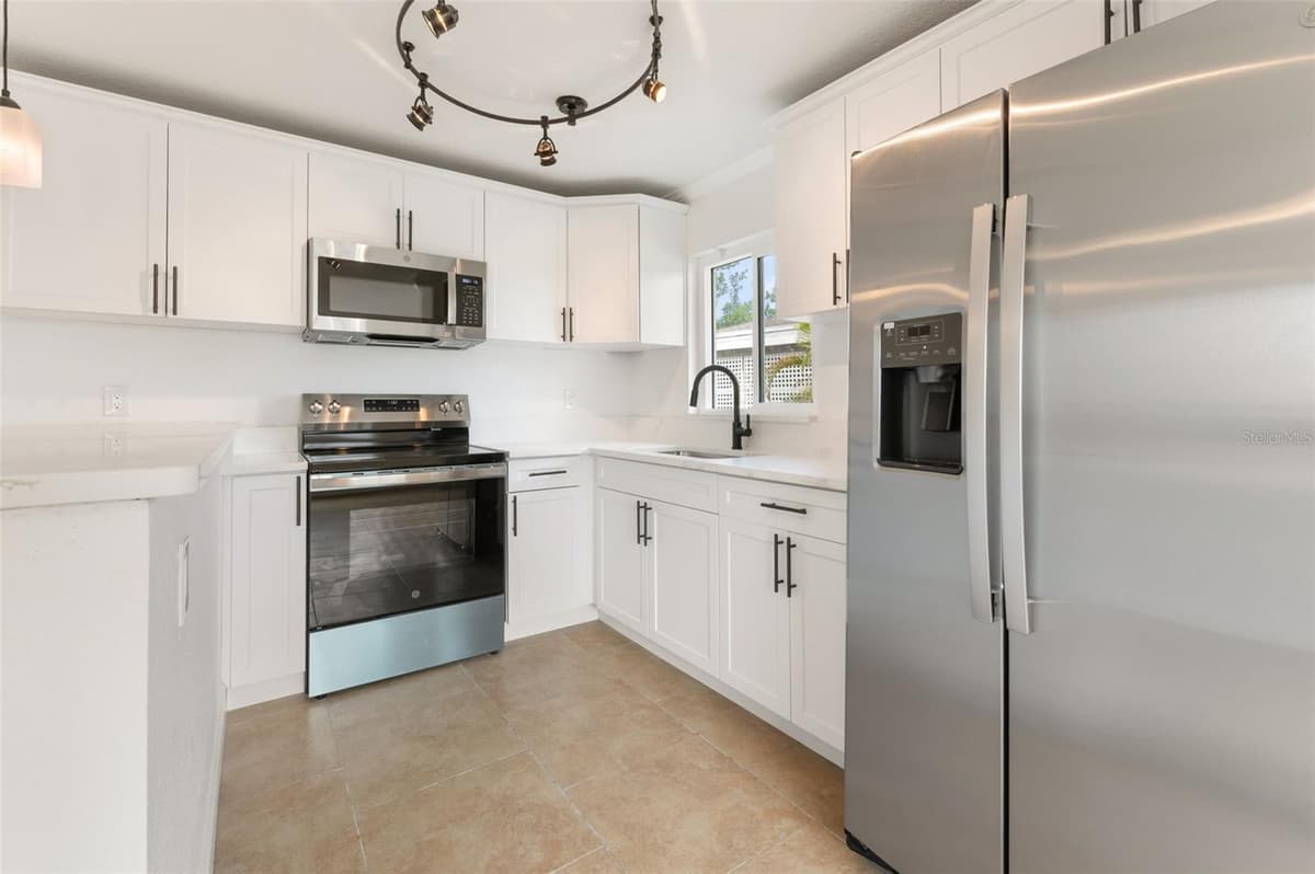 14036 MARGUERITE DRIVE — photo 17 of 36