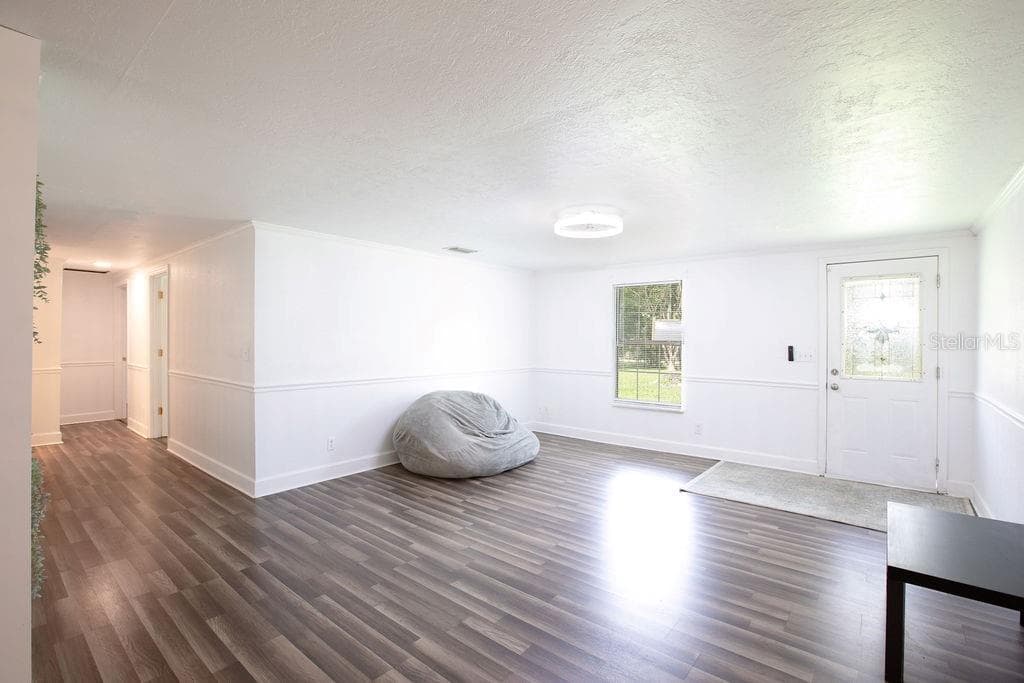 369 DIANA TERRACE — photo 6 of 26