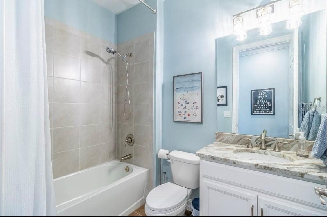 200 SOLIERA STREET — photo 15 of 25