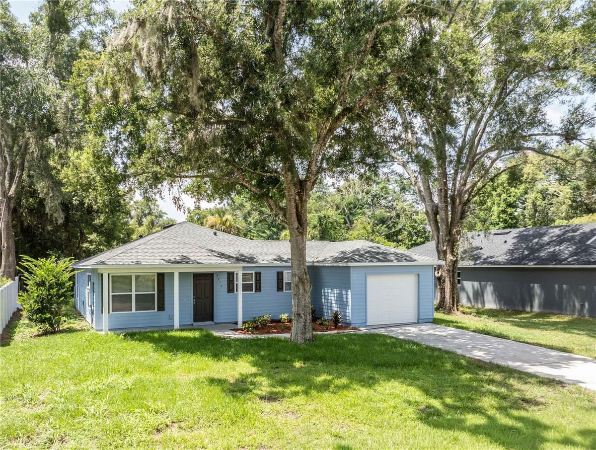 2270 SUANEE AVENUE — photo 3 of 35