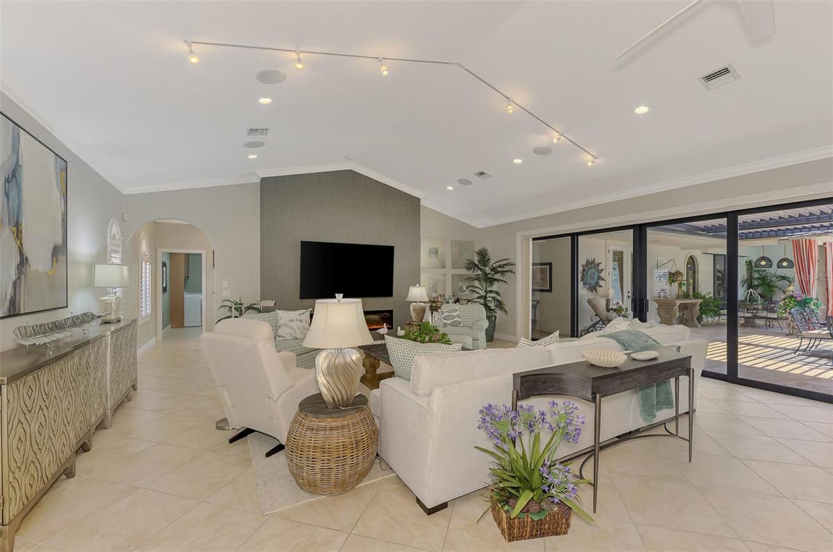 256 PENSACOLA ROAD — photo 19 of 100