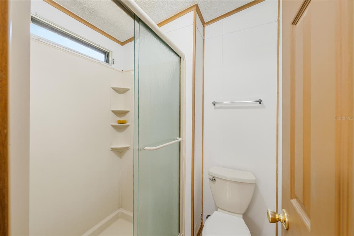 1004 ANN AVENUE — photo 29 of 47