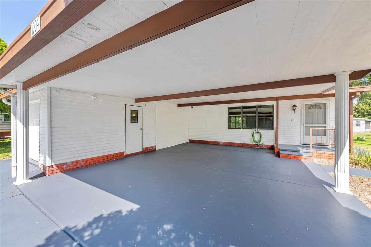 1004 ANN AVENUE — photo 7 of 47