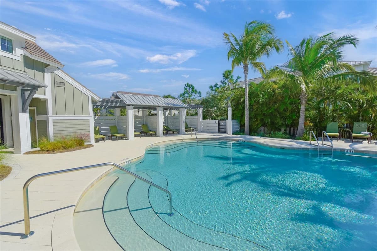 264 SAINT LUCIA DRIVE — photo 36 of 44
